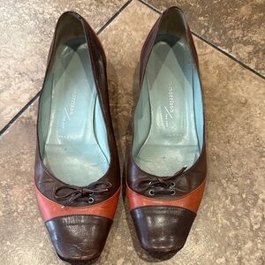 Sigerson Morrison Brown and Orange Flats